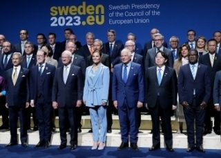  © Ministry of Foreign Affairs of Japan