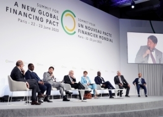  © Ministry of Foreign Affairs of Japan