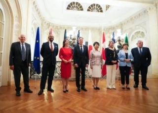 © Ministry of Foreign Affairs of Japan