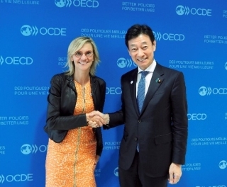 出典：経済産業省ウェブサイト