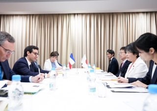  © Ministry of Foreign Affairs of Japan